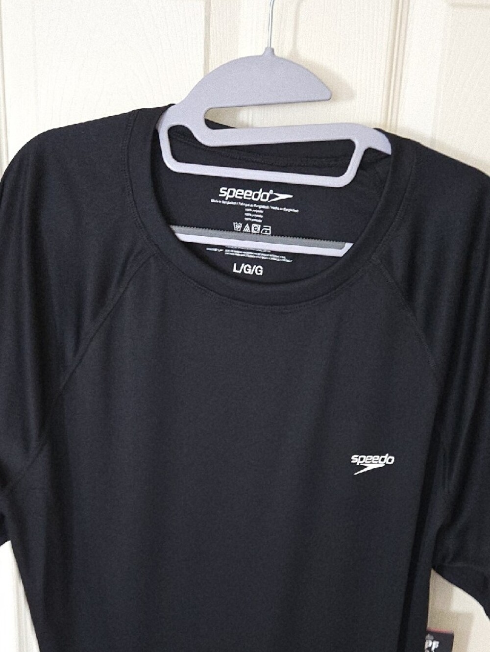Men Speedo Black Short Sleeve Performance Tee - Picture 2 of 4